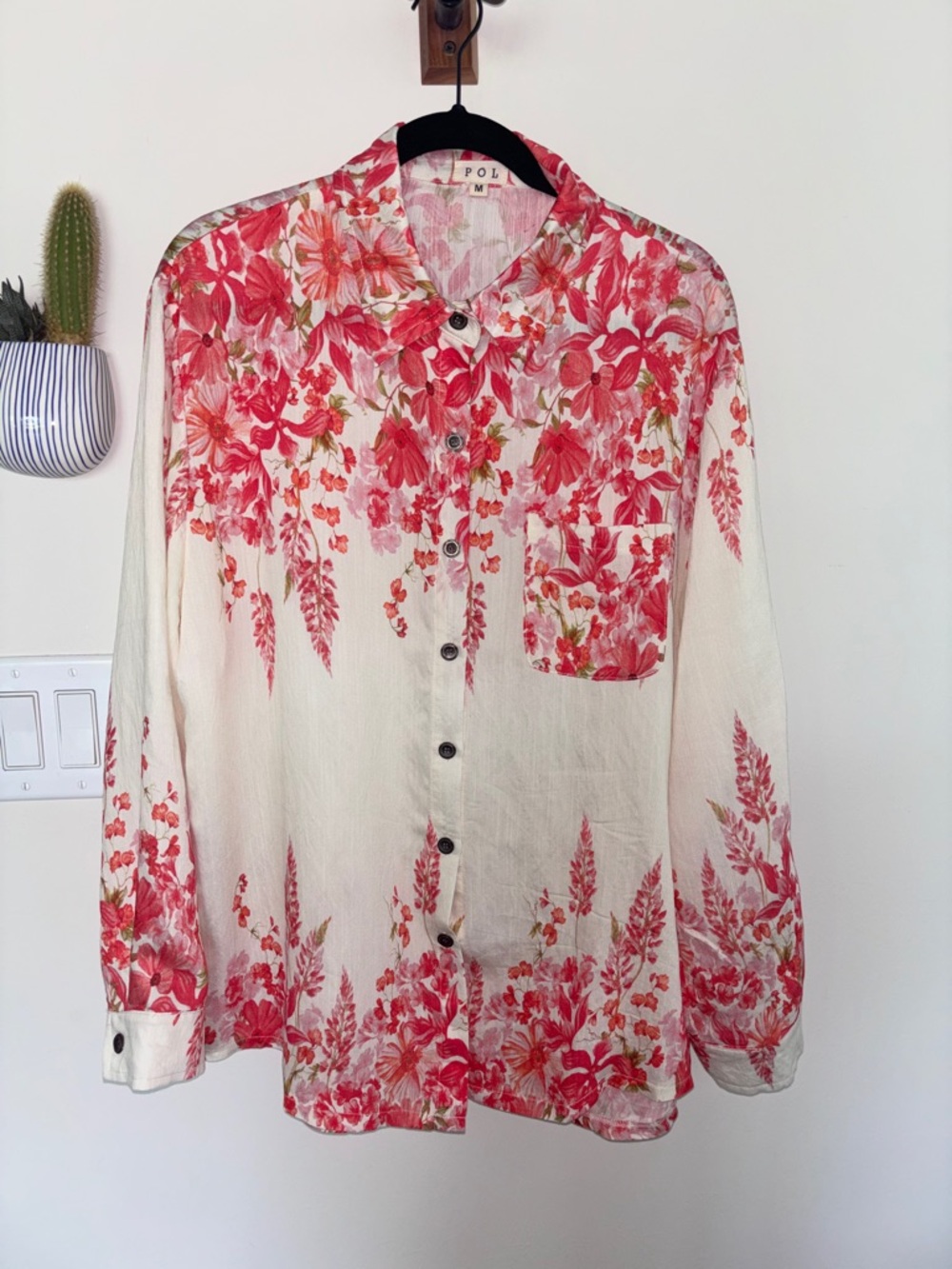 POL Cream Button-Down Shirt with Pink Floral Print